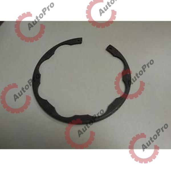 A-8922407 Кольцо стопорное крышки помпы DD  MC BEE